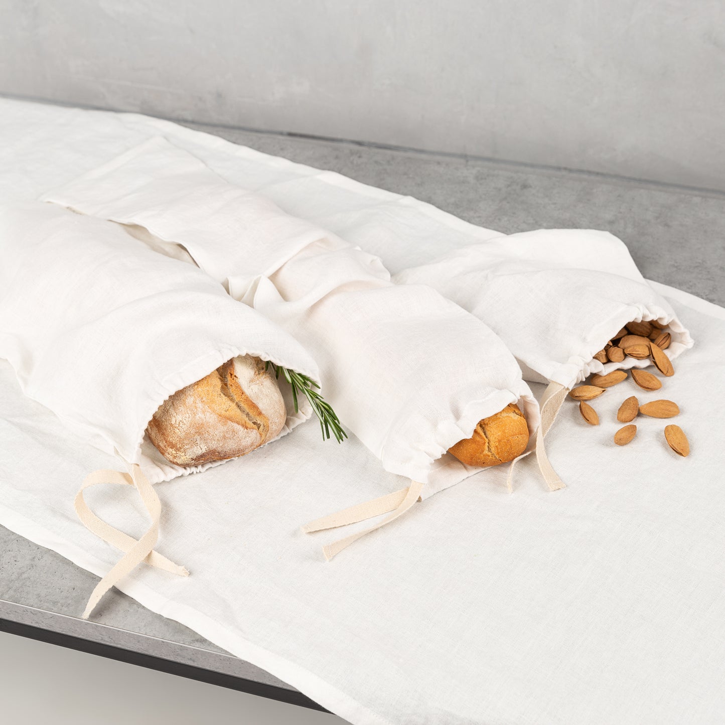 Linen table runner | off white